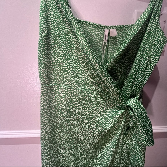 Side knot asymmetrical sleeveless maxi dress - Picture 1 of 8